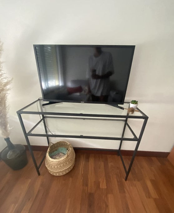 Μοντέρνα Γυάλινη Κονσόλα