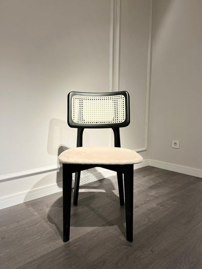 Μαύρο Τραπέζι Κουζίνας Τραπεζαρίας Ροτόντα 100 εκ διάμετρο με 4 Καρέκλες Σετ 117FRF1273