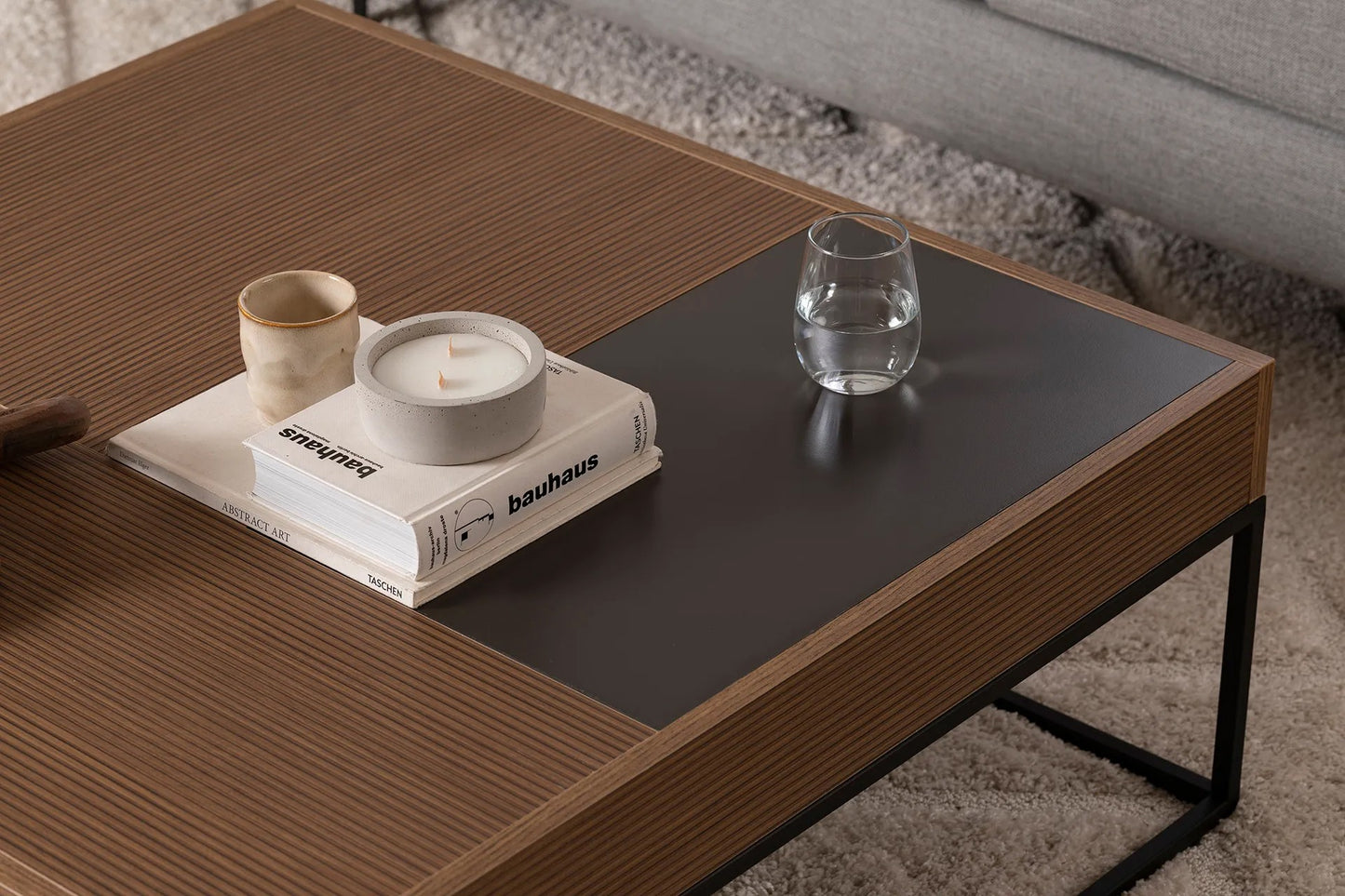 Τραπεζάκι Σαλονιού Τετράγωνο 90x90x37 εκ Μοντέρνο Χρώμα Καρυδιά 141HWR1147