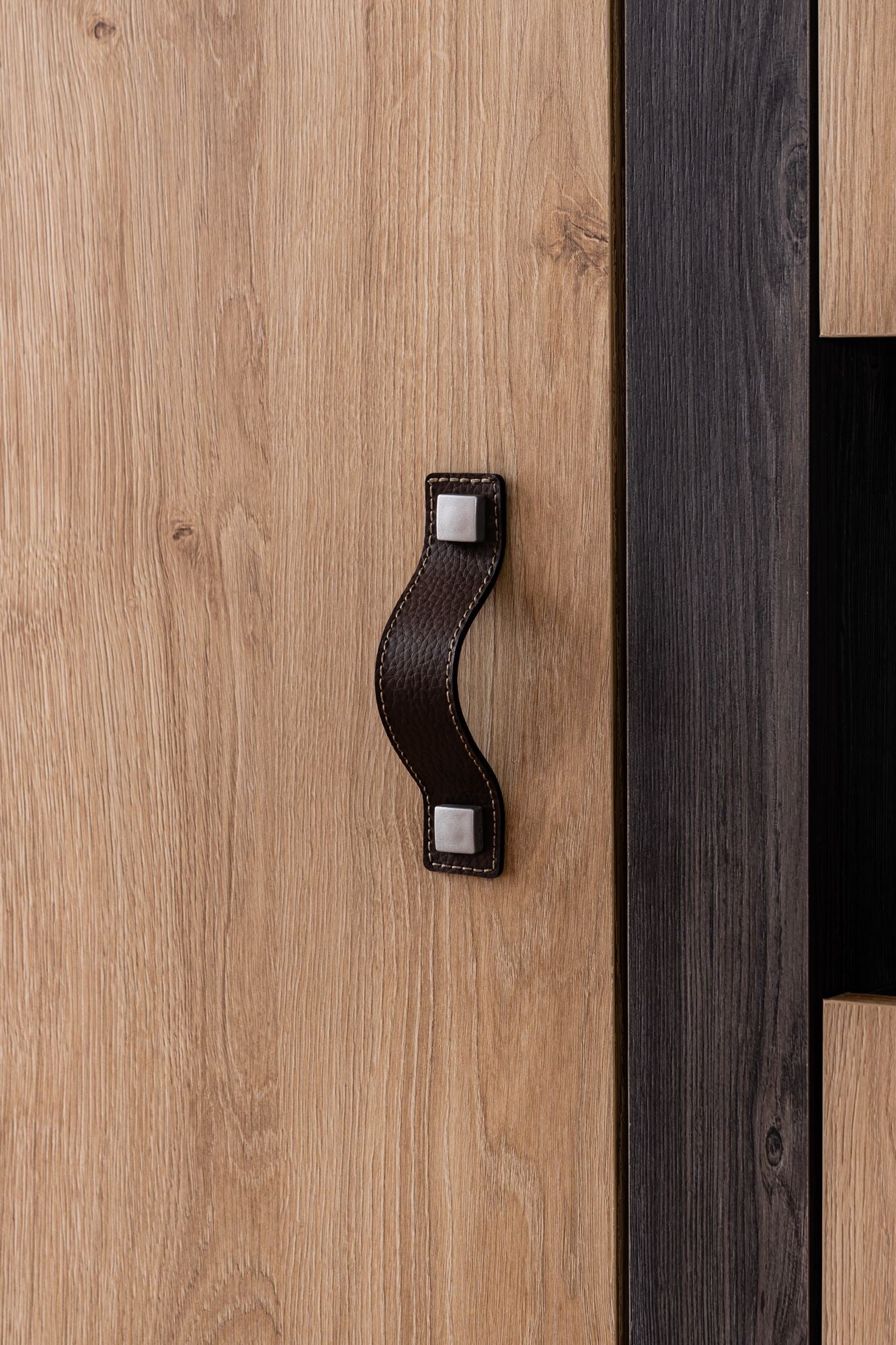 Ντουλάπα 132x195x53 εκ Anthracite Brown 249HRV1509