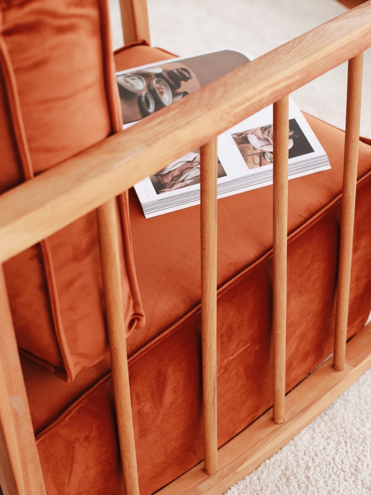 Κουνιστή Πολυθρόνα Βελούδινη Μασίφ Ξύλο Σκελετό σε 3 Χρώματα 383EVN1125