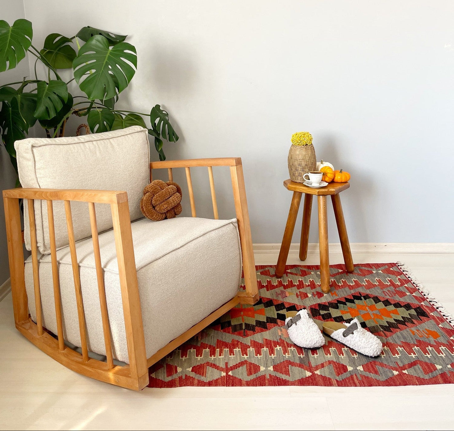 Κουνιστή Πολυθρόνα Βελούδινη Μασίφ Ξύλο Σκελετό σε 3 Χρώματα 383EVN1125