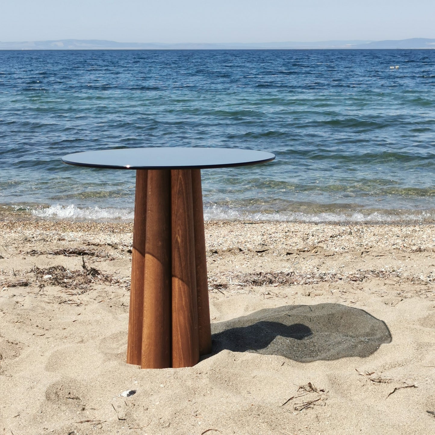Τραπεζάκι Σαλονιού Καρυδί - Σκούρο Γκρι 50 x 50 x 50 εκ GR552NOS2394