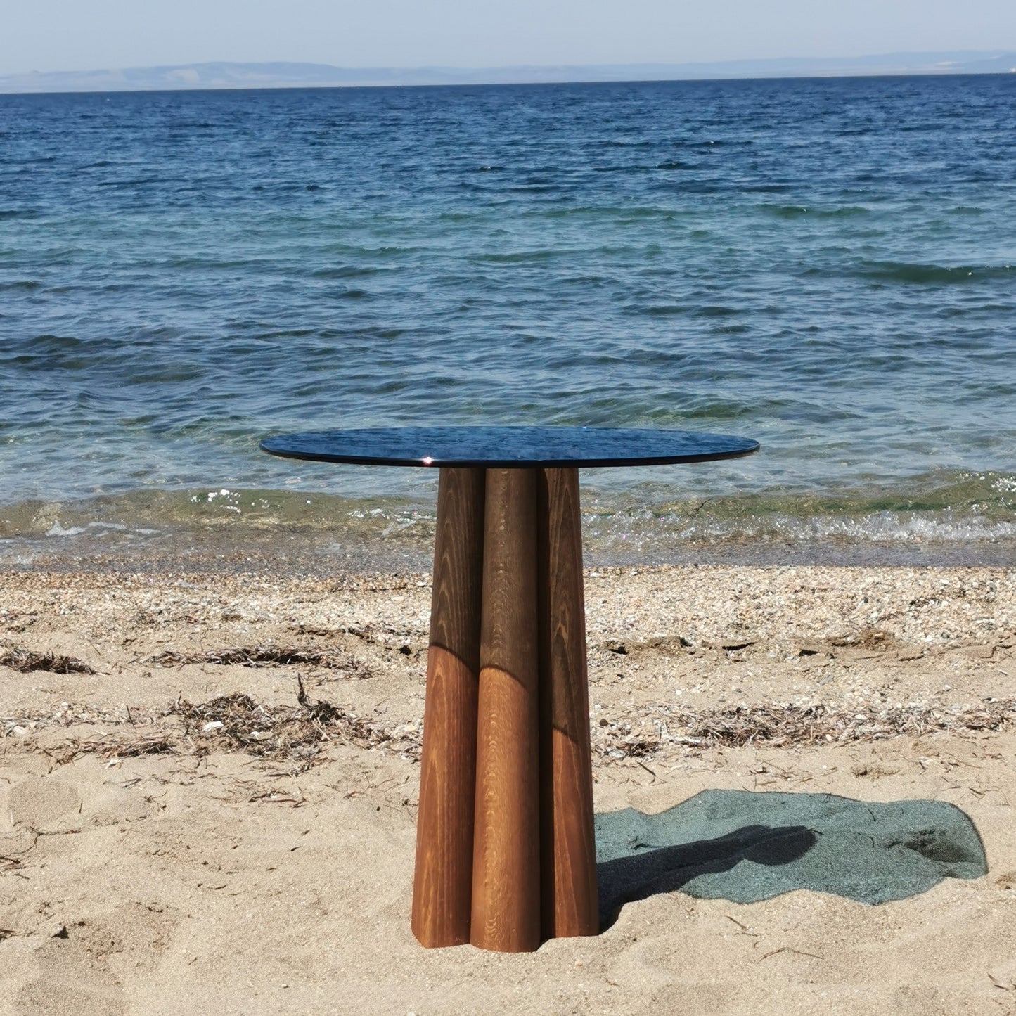 Τραπεζάκι Σαλονιού Καρυδί - Μπλε 50 x 50 x 50 εκ GR552NOS2395