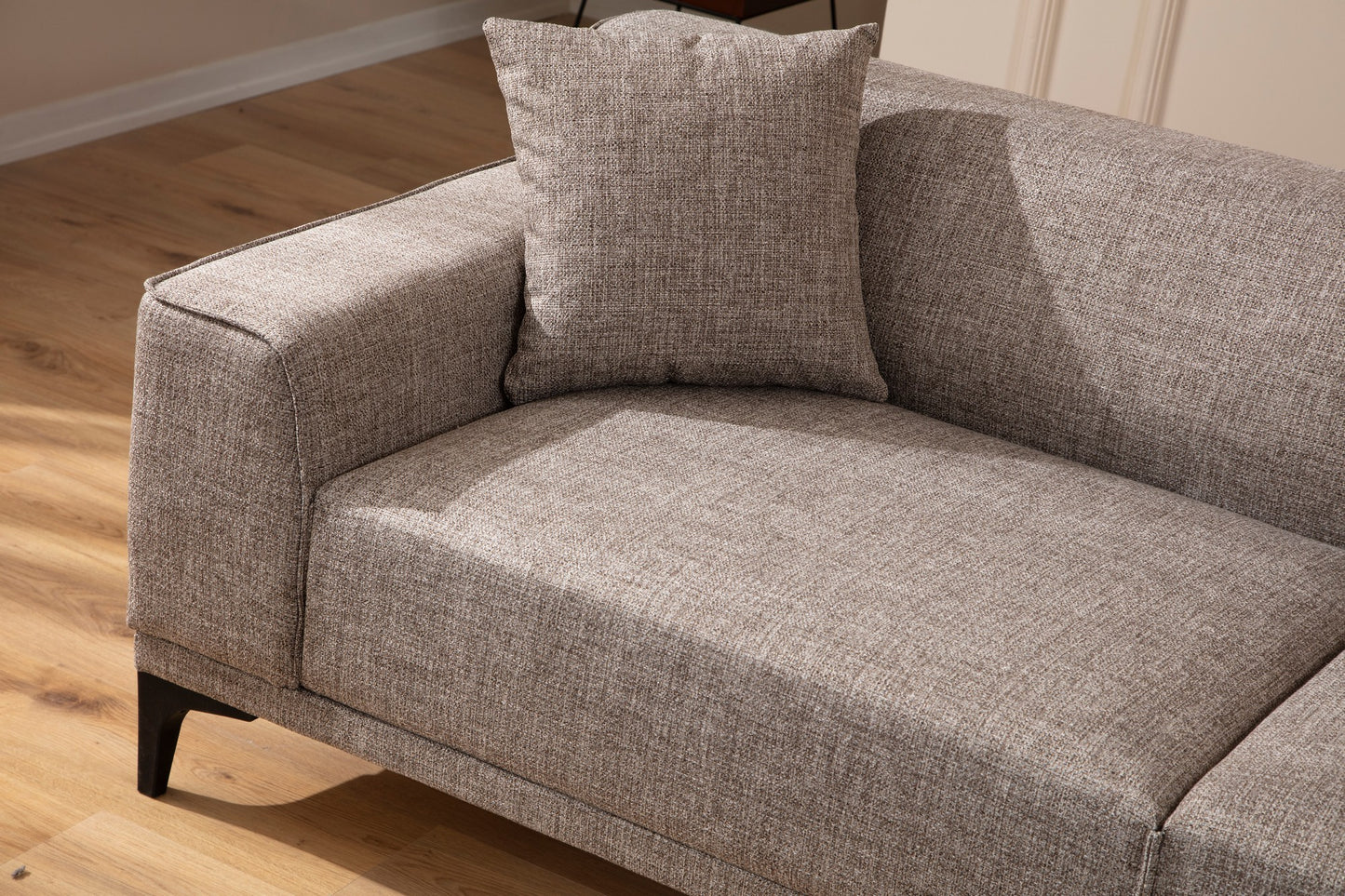 2-Seat Sofa | 560ARE1524
