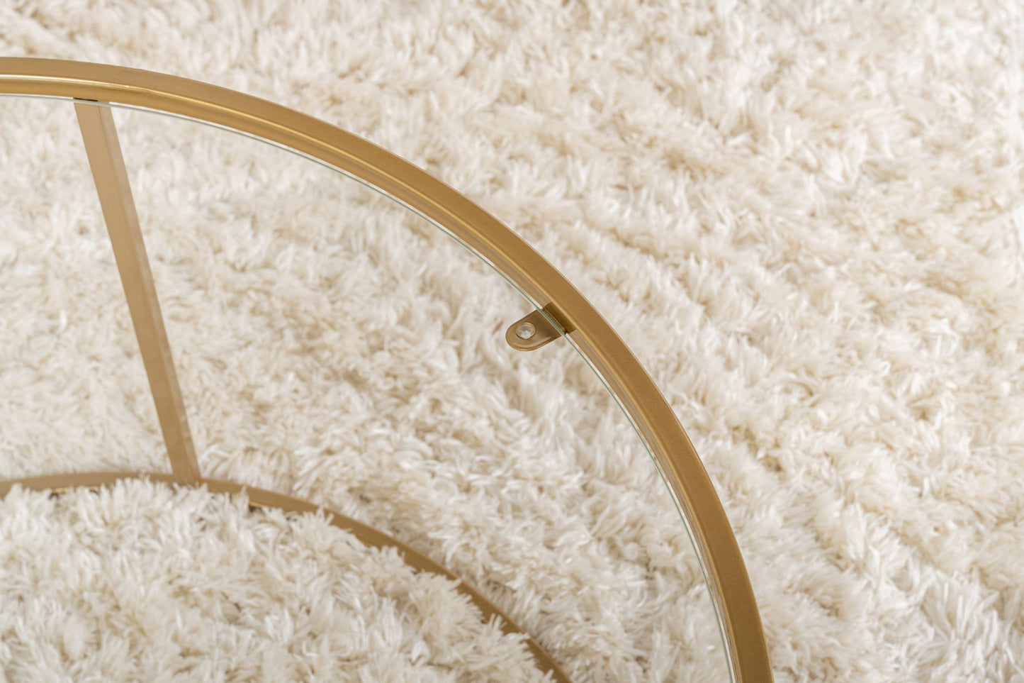 Στρογγυλό Τραπέζι Σαλονιού Γυάλινο Τραπεζάκι με χρυσό σιδερένιο σκελετό Τραπέζι Σαλονιού Σταθερό Διακοσμητικό Χρυσό Μαύρο Ματ  706CLN1136