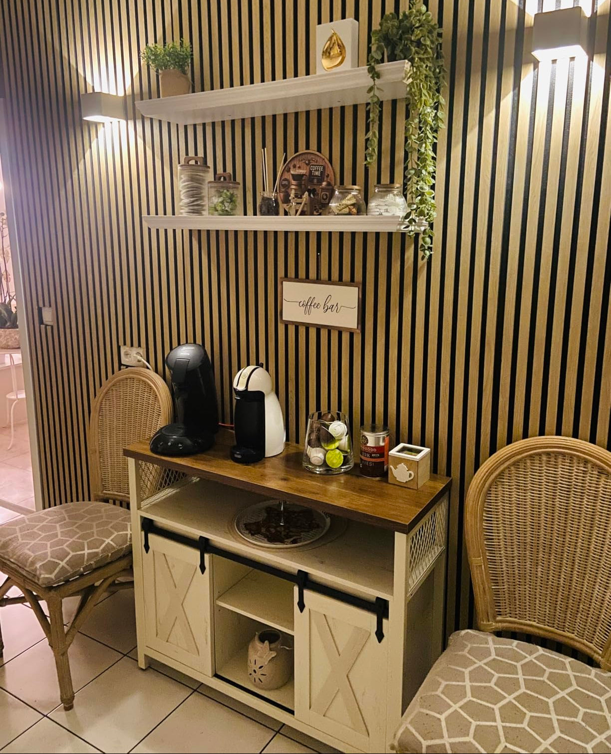 Έπιπλο Εισόδου Μπουφές Κονσόλα Βοηθητικό Κουζίνας με 2 Συρόμενες Πόρτες 33 x 100 x 80 εκ Λευκό με Μελί LS-C092W01