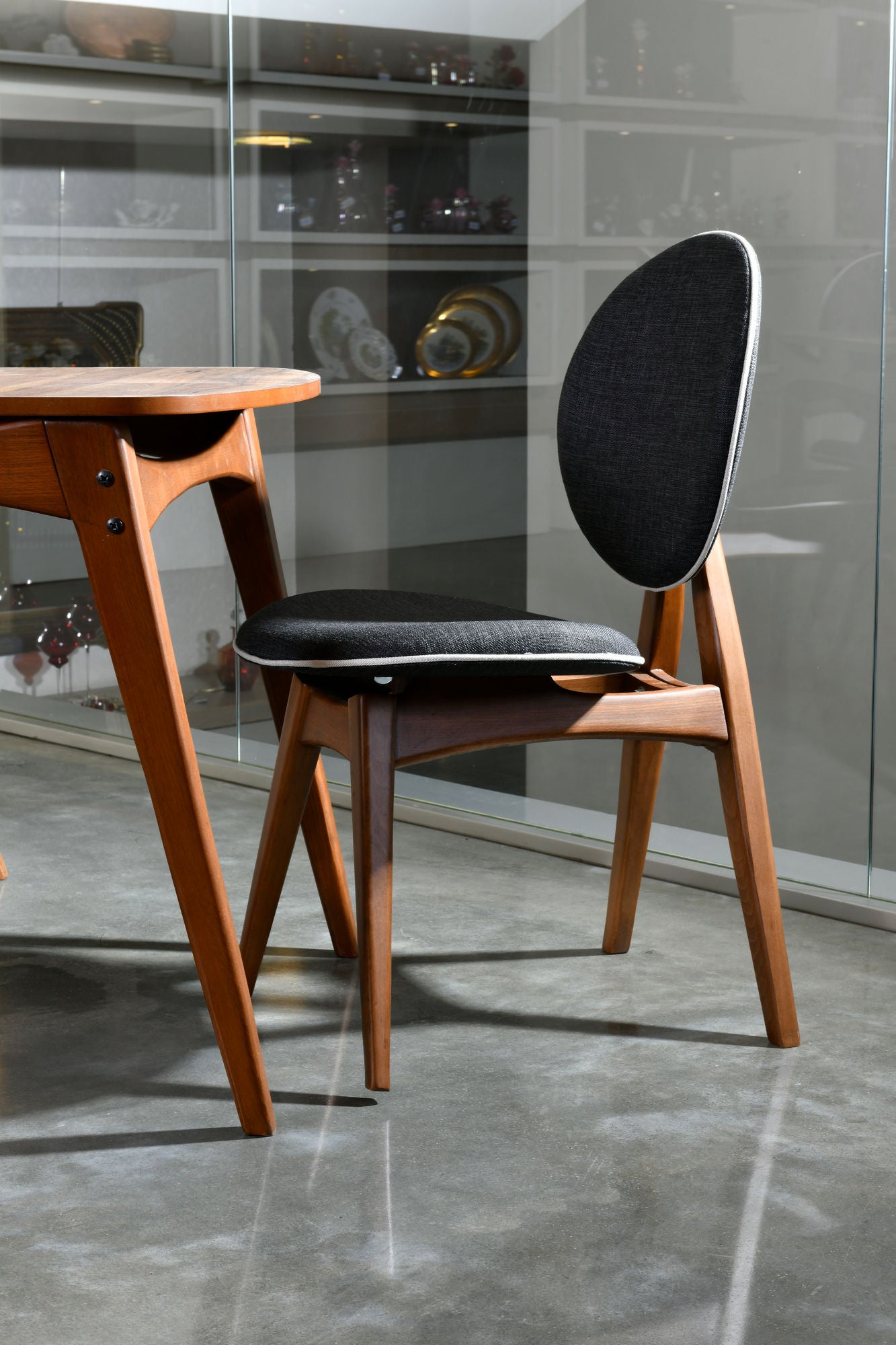 Μοντέρνο Τραπέζι Κουζίνας Τραπεζαρίας Σκανδιναβικό Σετ με 4 Καρέκλες Τραπέζι 160 εκ 998VOW2130