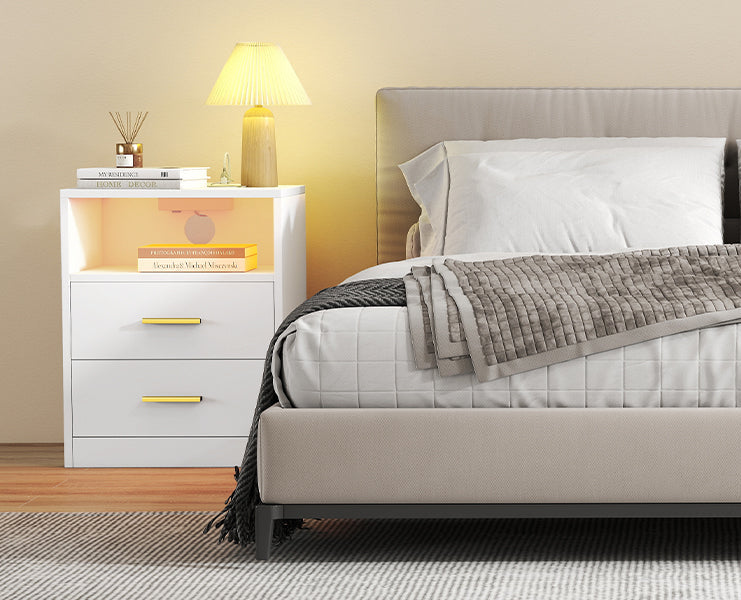 Κομοδίνο Σετ 2 τμχ με LED φωτισμό Κρεβατοκάμαρας με Σταθμό Φόρτισης Θύρες USB και Πρίζες LET-829WB01