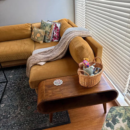 Τραπεζάκι Σαλονιού σε Σκανδιναβικό Στυλ από Μασίφ Ξύλο Καρυδιά IN3424