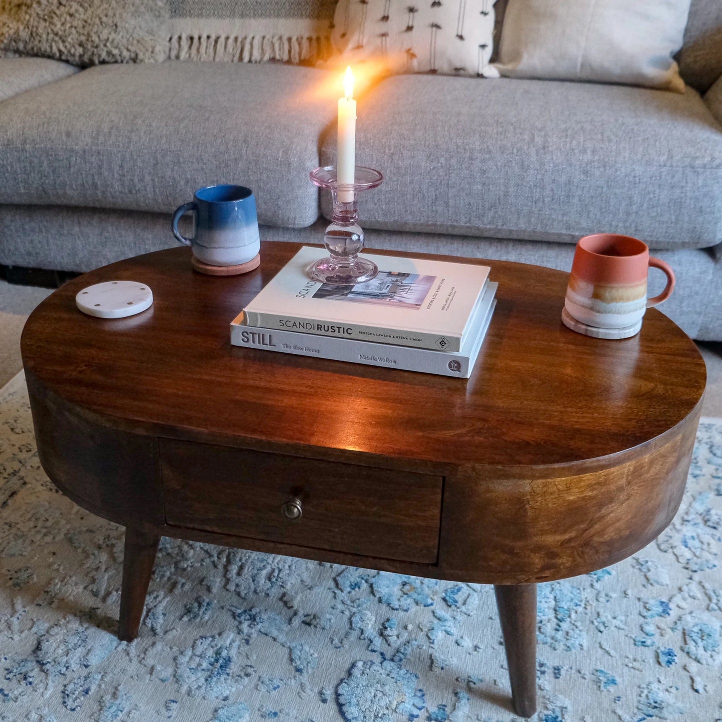 Μοντέρνο Τραπεζάκι Σαλονιού