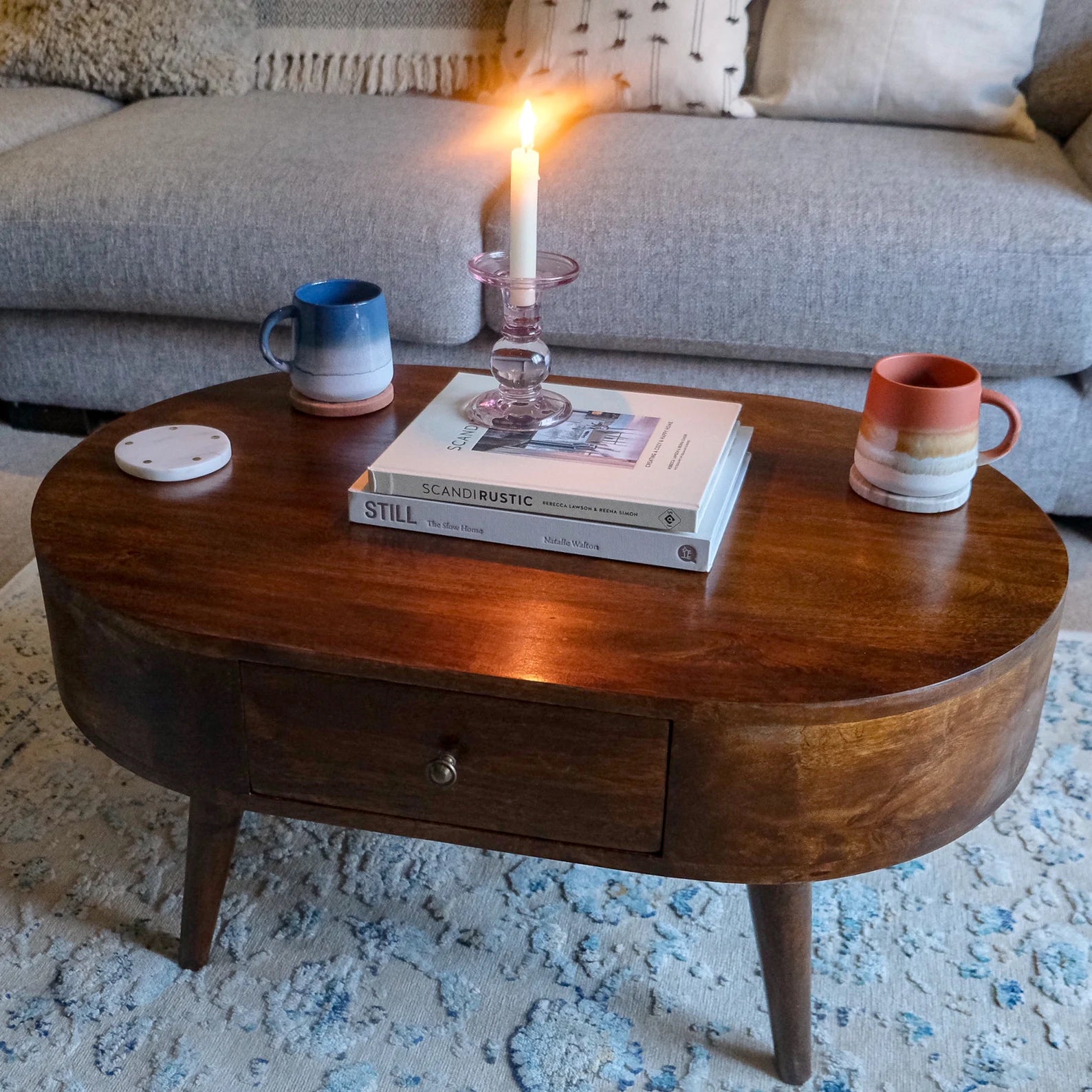 Μοντέρνο Τραπεζάκι Σαλονιού